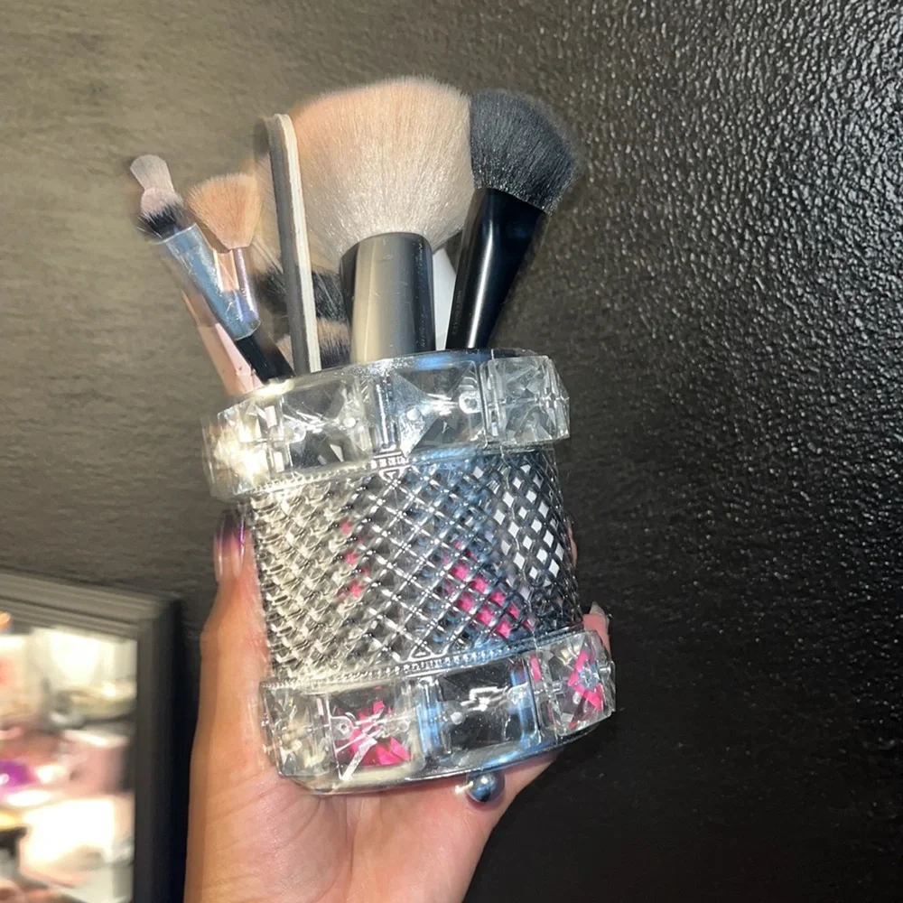 Silver brush holder